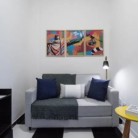 Apartamento em Copacabana 1 quarto com vista Mar pertinho da praia-3